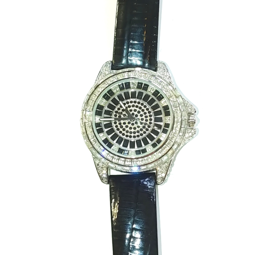 Crystal face fashion watch black &silver NWT